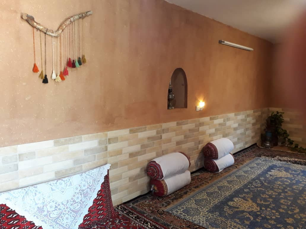 خانه ویلایی قدیمی نزدیک الموت قزوین