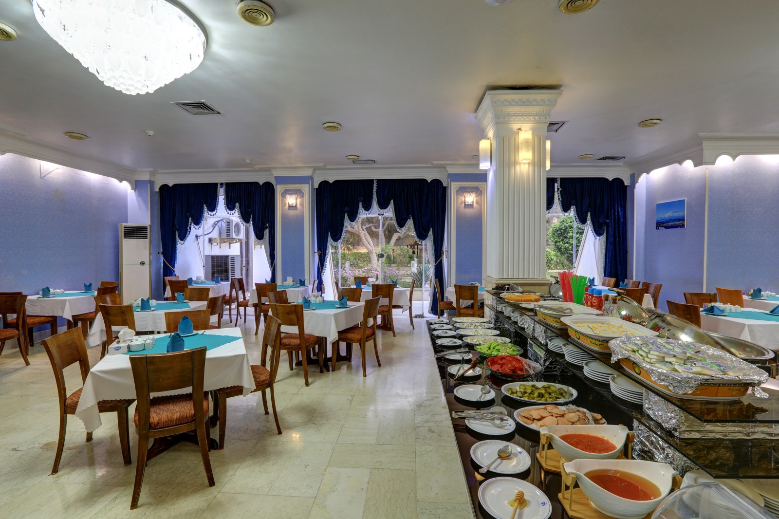 امکانات هتل دلوار بوشهر