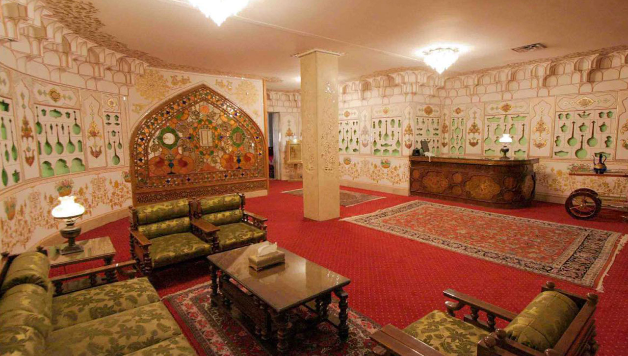 سالن صبحانه هتل عباسی اصفهان