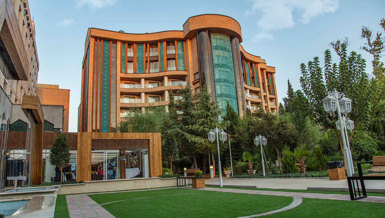 نما بیرونی هتل کوثر اصفهان