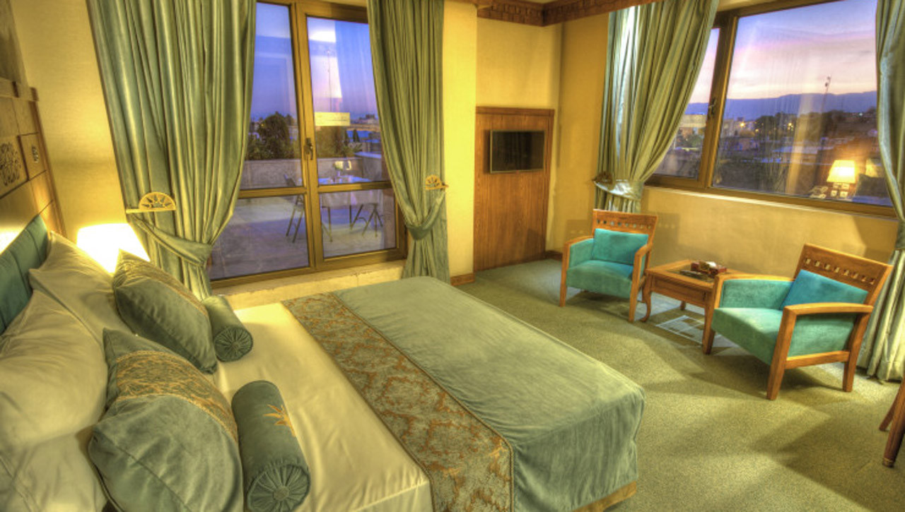 اتاق دو تخته دبل هتل زندیه شیراز