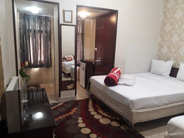 امکانات مسافرخانه همت