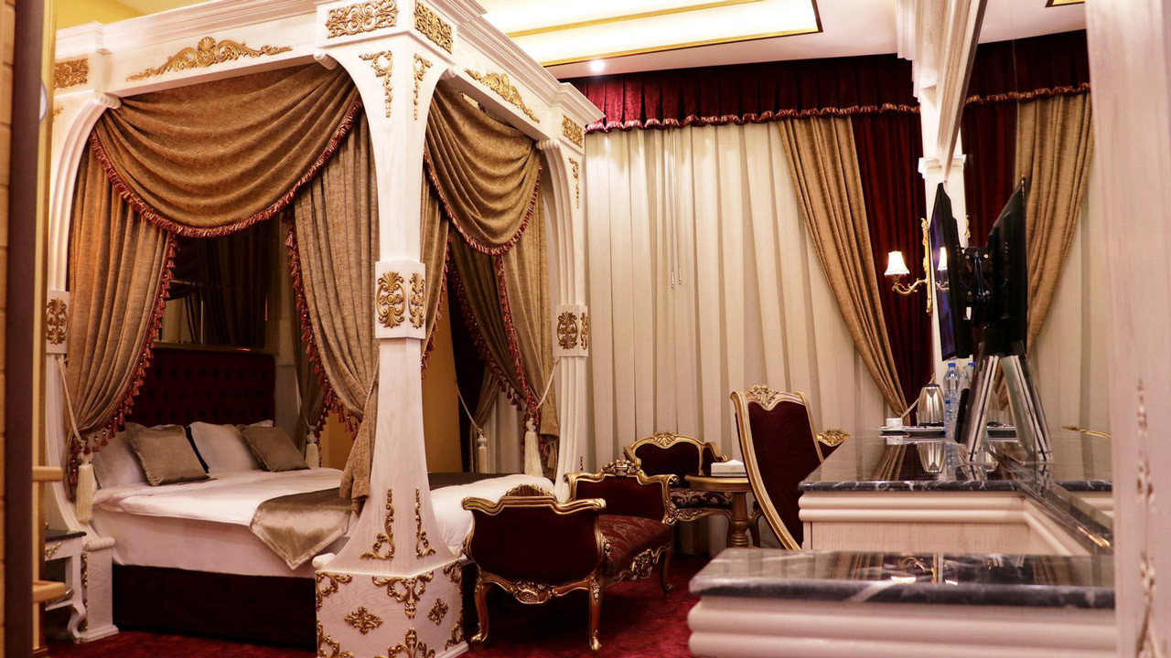 اتاق ماه عسل هتل رز درویشی مشهد