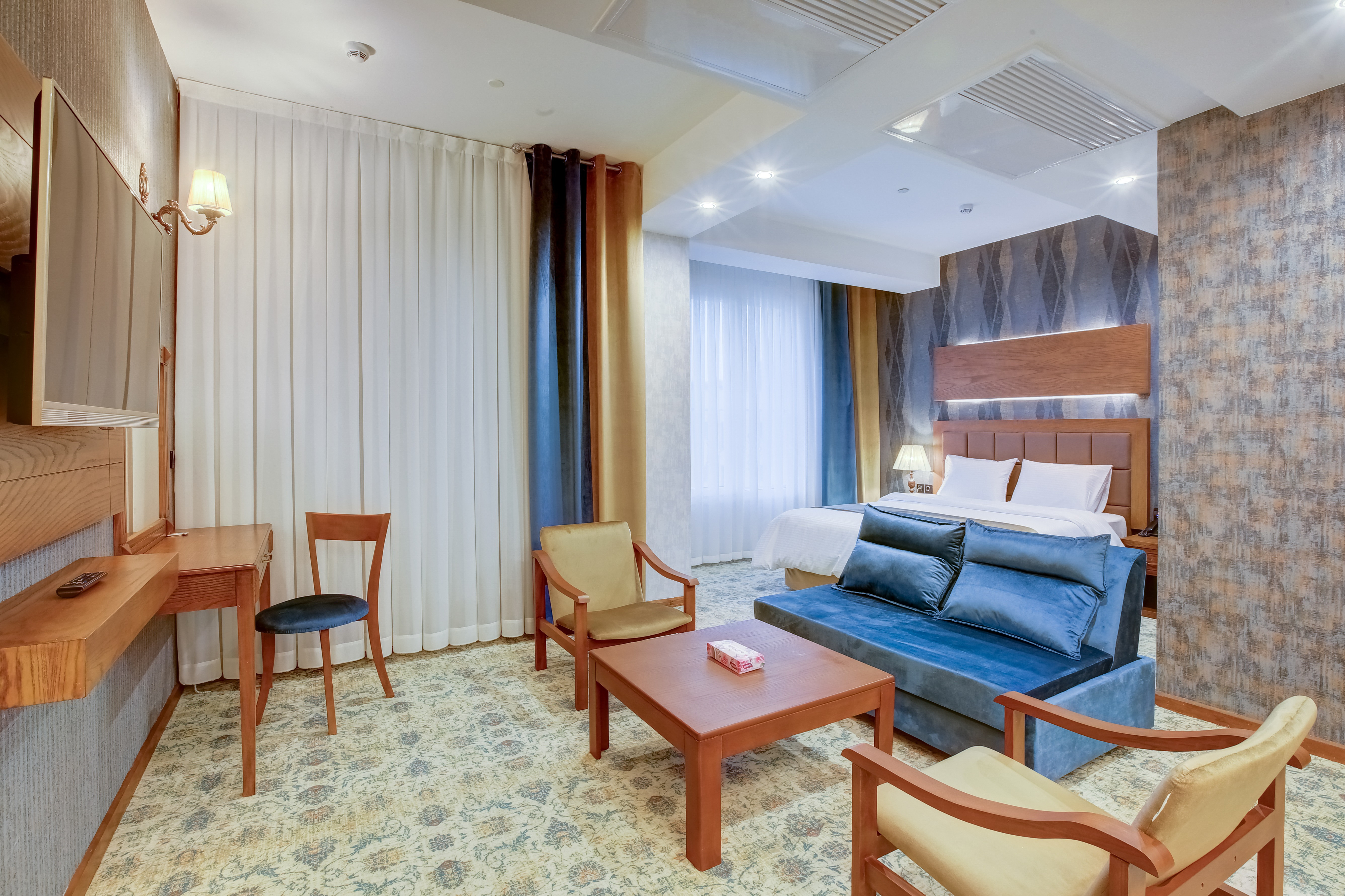نمایی از طراحی اتاق های هتل ارغوان مشهد