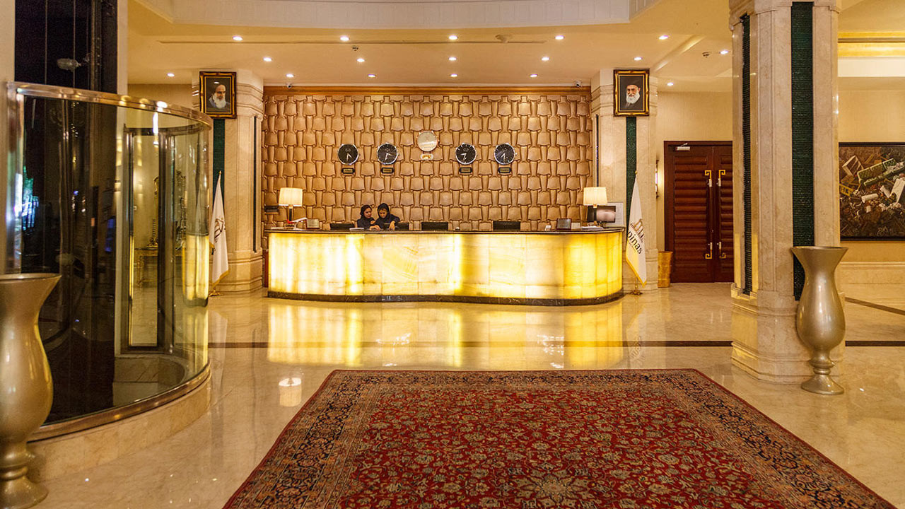 لابی هتل اسپیناس بلوار تهران