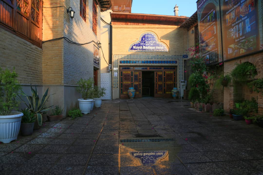 امکانات هتل نیایش شیراز