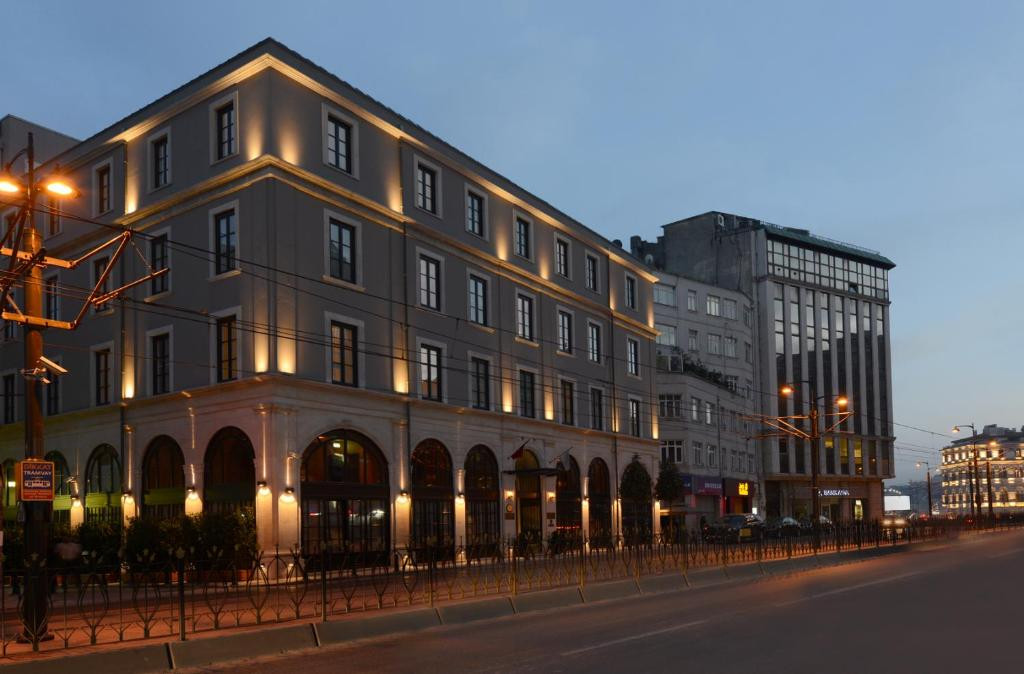 هتل 10 کاراکوی استانبول