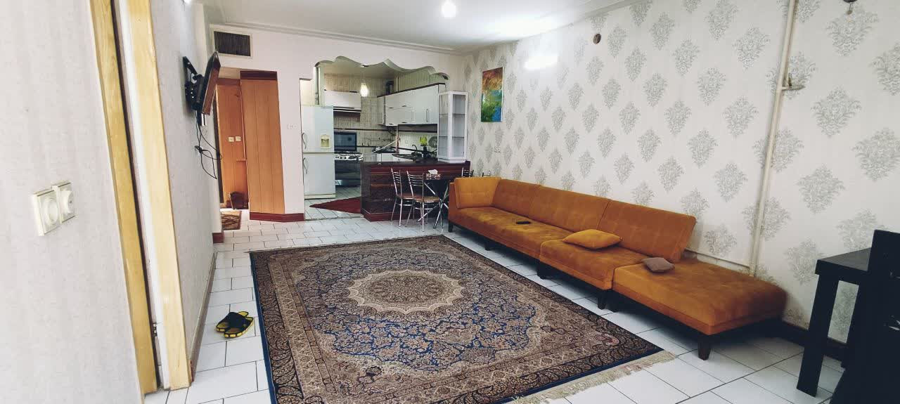 آپارتمان دوخوابه هشت بهشت گلزار3 اصفهان