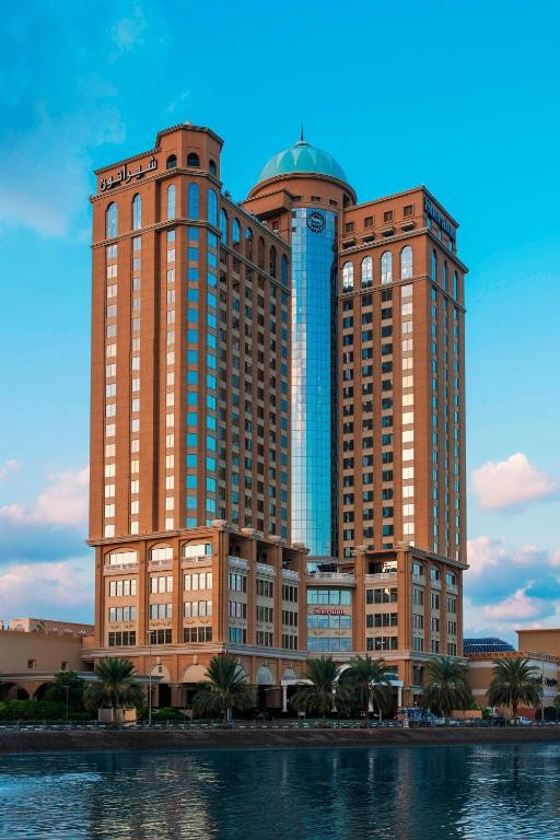 هتل شرایتون مال آف د امارات دبی