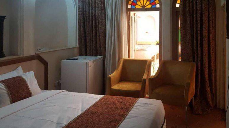 اتاقی در هتل سه ستاره سنتی یزد
