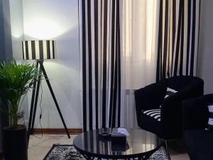 سوییت آپارتمان یکخوابه اندرزگو A4 سوییت آپارتمان یکخوابه اندرزگو A4