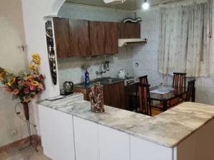 آپارتمان 80 متری در بهترین نقطه پونک تهران آپارتمان 80 متری در بهترین نقطه پونک تهران