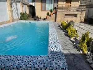 ویلا در مهرآباد خورین رودهن ویلا در مهرآباد خورین رودهن