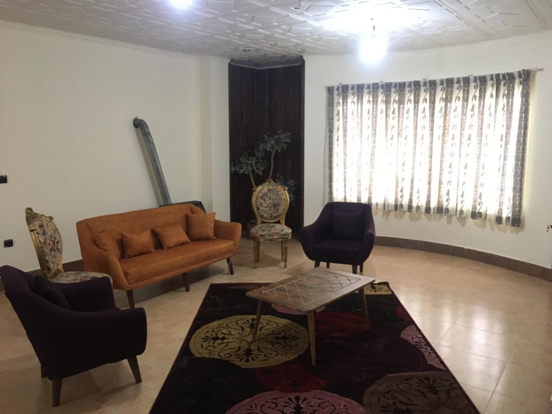 آپارتمان دو خوابه لوکس و تمیز یک در ایزدشهر 