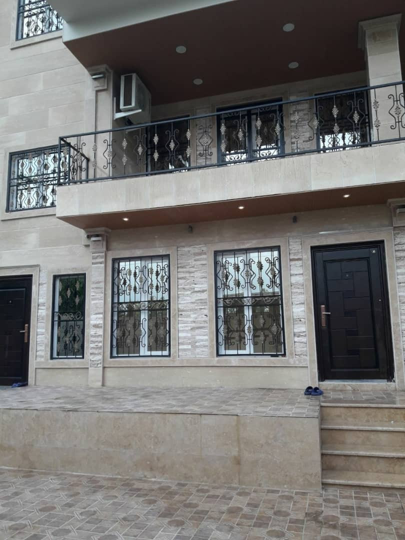 آپارتمان سه خوابه در دو طبقه در چمخاله 