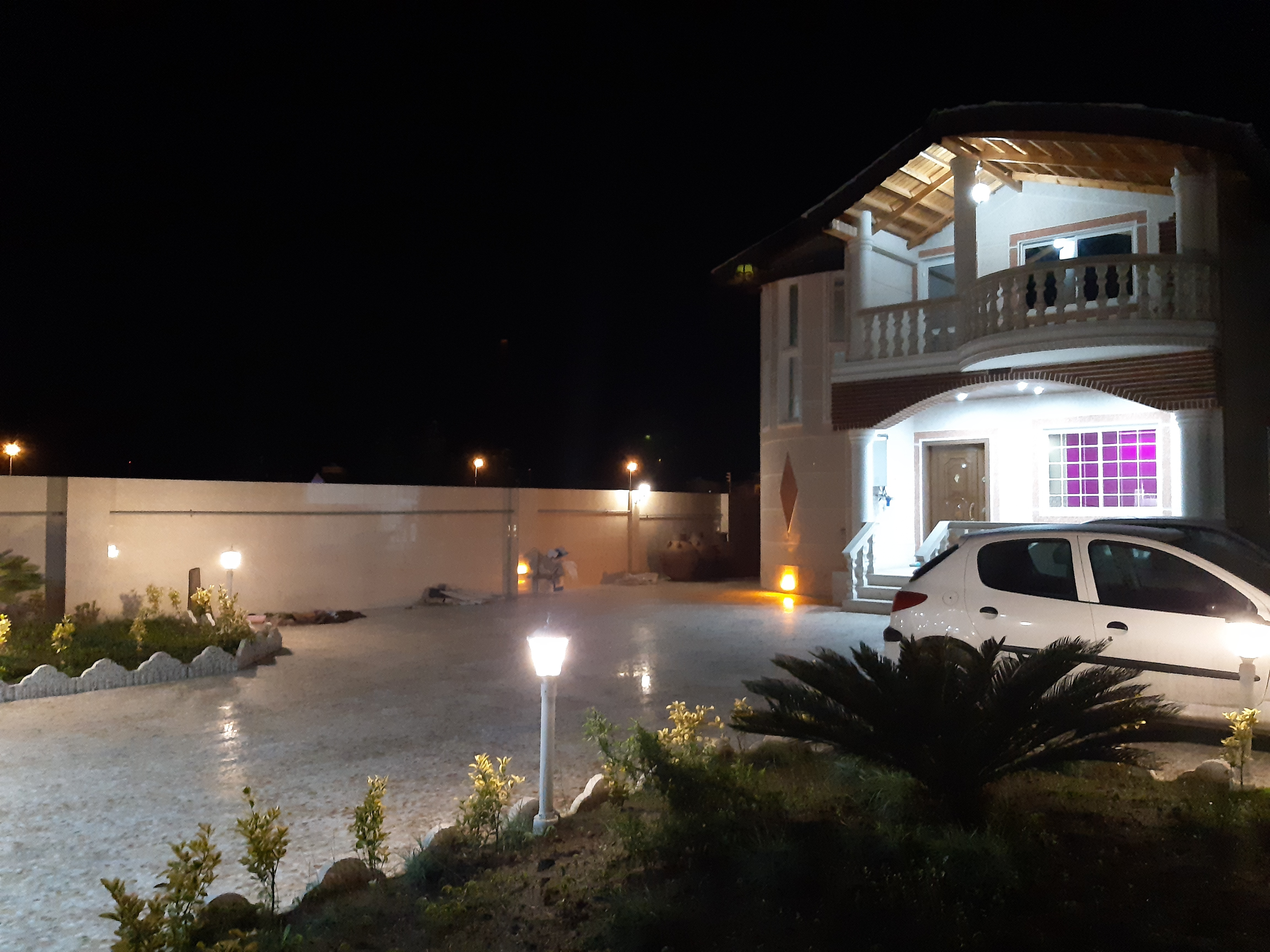 ویلا شیک نوساز و دوبلکس در شهسوار