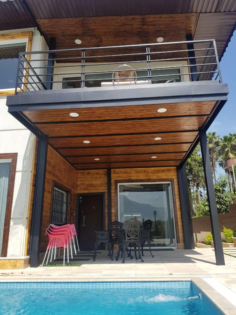 ویلا سه خوابه جنگلی در نوشهر