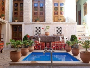 اقامتگاه سنتی سهراب شیراز