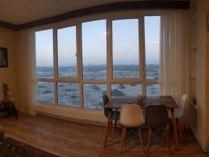 سوییت آپارتمان در دهکده ساحلی کیش سوییت آپارتمان در دهکده ساحلی کیش