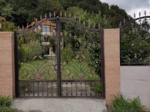 ویلا لاهیجان واحد 75 متری طبقه دوم ویلا لاهیجان واحد 75 متری طبقه دوم