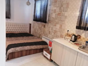 سوییت مبله زیر طبقه همکف در سید خندان سوییت مبله زیر طبقه همکف در سید خندان