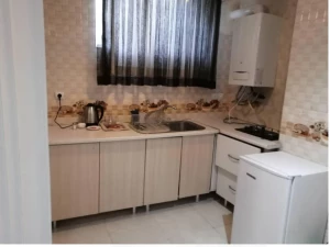 سوییت مبله زیر طبقه همکف در سید خندان سوییت مبله زیر طبقه همکف در سید خندان