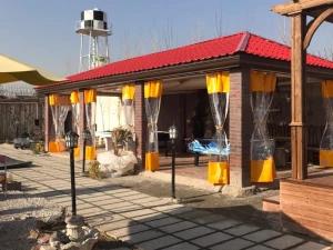 ویلا دو خوابه در چهار باغ کرج ویلا دو خوابه در چهار باغ کرج