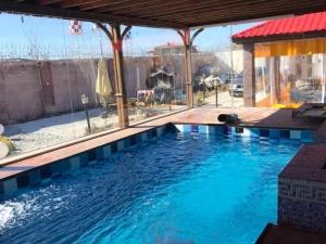 ویلا دو خوابه در چهار باغ کرج ویلا دو خوابه در چهار باغ کرج