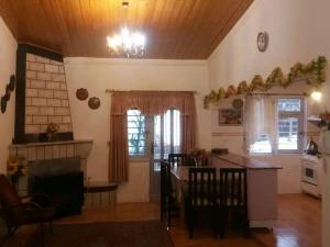 ویلا دو خوابه بهشت طبقه دوم در کلاردشت ویلا دو خوابه بهشت طبقه دوم در کلاردشت