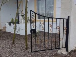 ویلا ساحلی در زیبا کنار 1 ویلا ساحلی در زیبا کنار 1