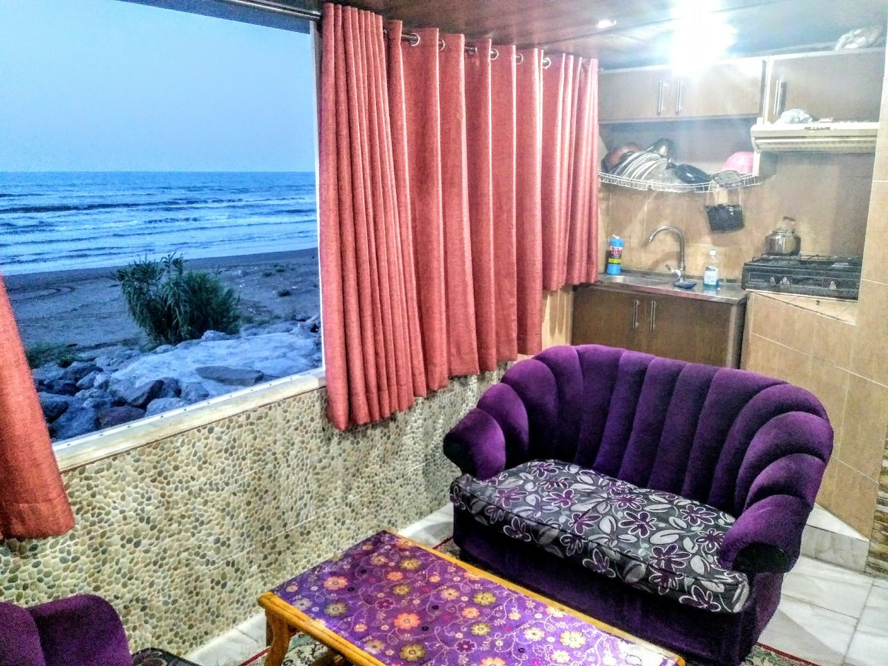 سویت روبه دریا کد811