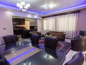 واحد۲ خوابه ساحلی بالکن بسمت دریا و کوه واحد۲ خوابه ساحلی بالکن بسمت دریا و کوه