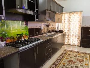 واحد۲ خوابه ساحلی بالکن بسمت دریا و کوه واحد۲ خوابه ساحلی بالکن بسمت دریا و کوه