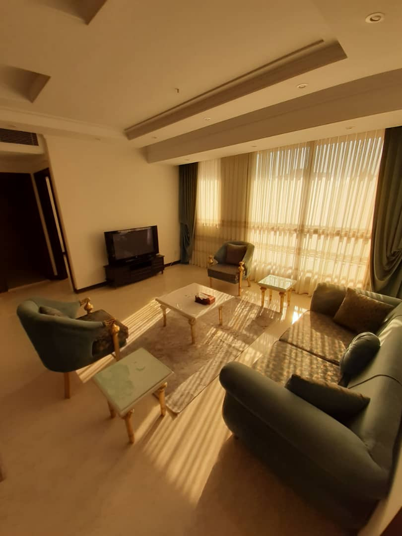 آپارتمان در ونک تهران 22 4606