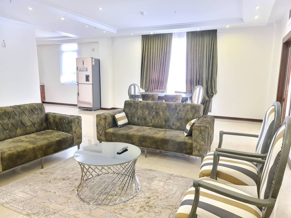 آپارتمان در ونک تهران 63