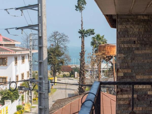 دو خوابه لوکس ساحلی بالکن دار در رامسر دو خوابه لوکس ساحلی بالکن دار در رامسر