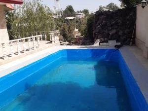 باغ ویلا استخردار در جاده سهیلیه باغ ویلا استخردار در جاده سهیلیه