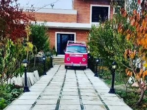 ویلا دوبلکس استخردار در چهار باغ ویلا دوبلکس استخردار در چهار باغ