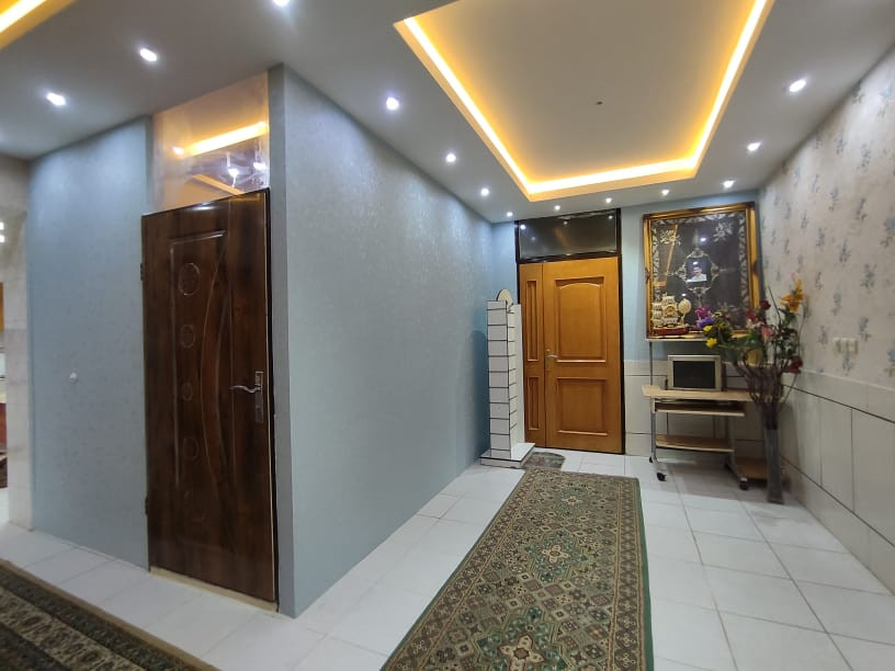 آپارتمان دو خوابه طاها همکف حیاط دار 