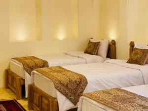 اقامتگاه سنتی ایران مهر شیراز اقامتگاه سنتی ایران مهر شیراز