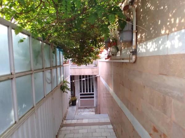 سوئیت دربستی هشتاد متری در میبد یزد سوئیت دربستی هشتاد متری در میبد یزد