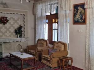 ویلا باغ سرای بابا حاجی گلپایگان ویلا باغ سرای بابا حاجی گلپایگان