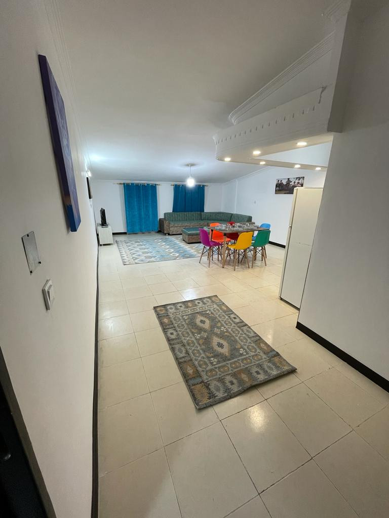 سوئیت آپارتمان کیش واحد پنج 