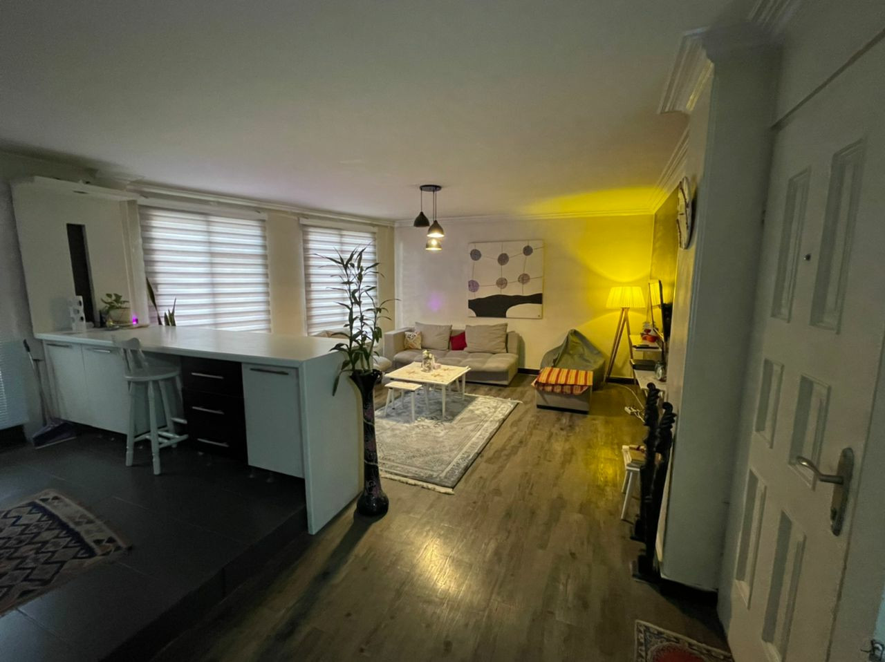 آپارتمان شیک و دنج ستارخان تهران 