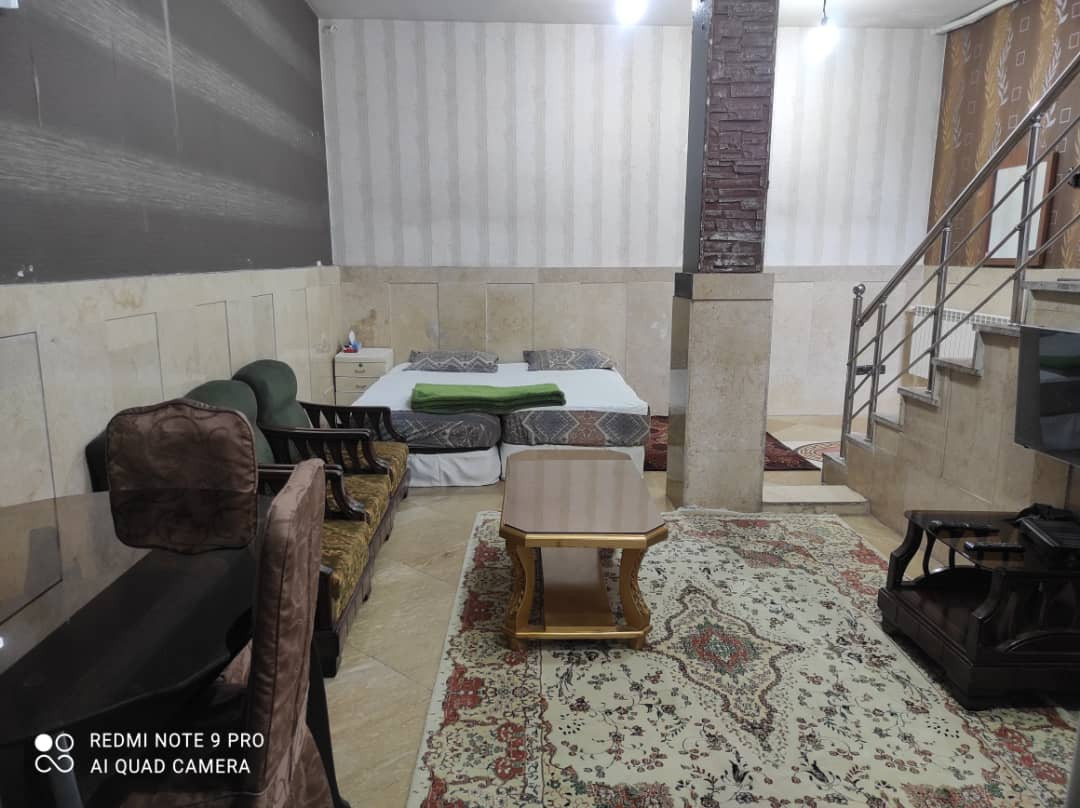 سوئیت آپارتمان پونک 40 متری همکف 14 