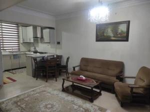 آپارتمان پونک واحد نه آپارتمان پونک واحد نه