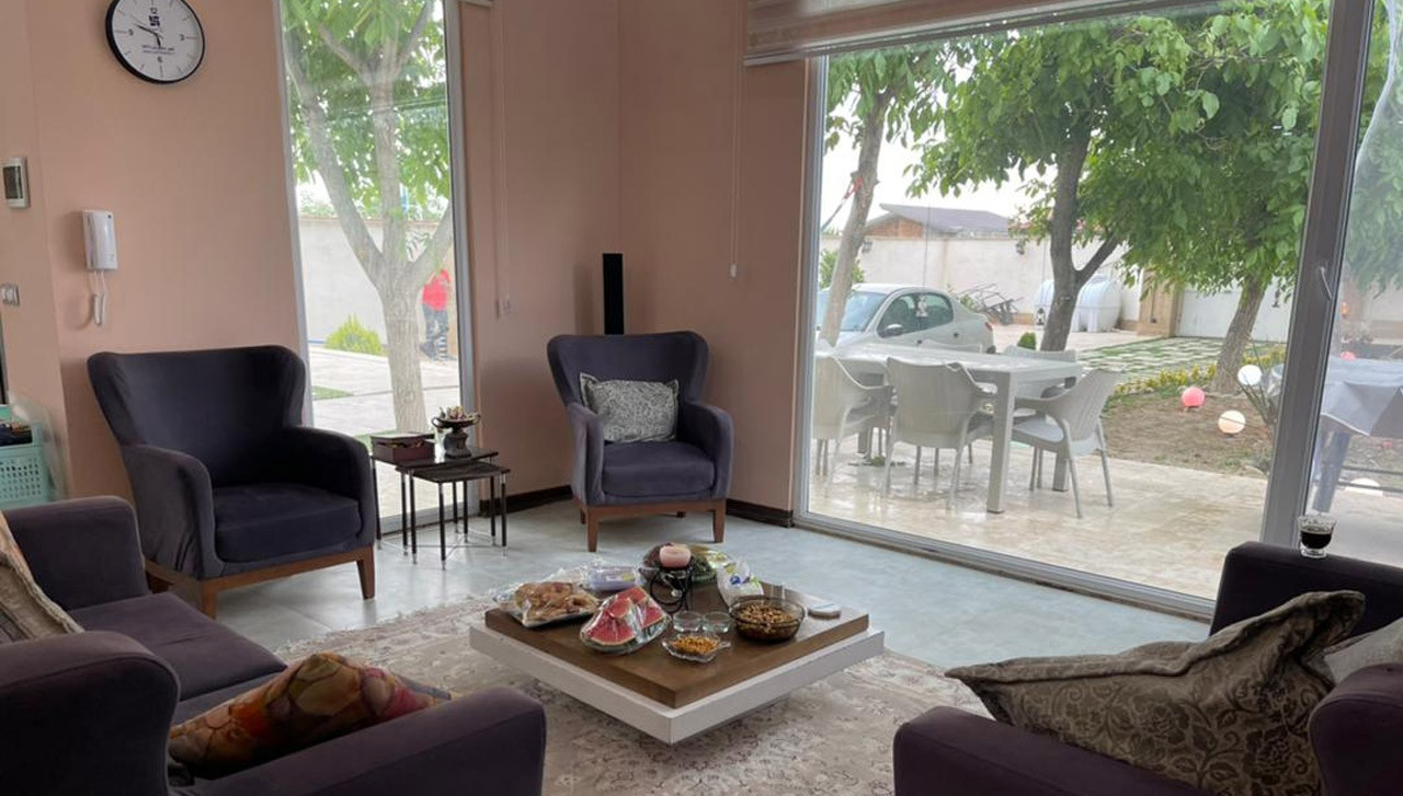 ویلا رز با استخر آبگرم چهارباغ