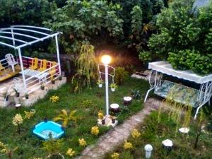 ویلا قصر سفید نمک آبرود ویلا قصر سفید نمک آبرود