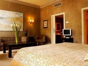 هتل گل نرگس نائین هتل گل نرگس نائین