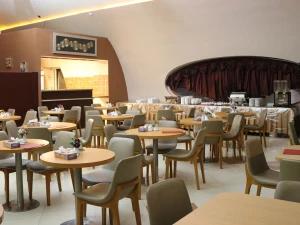 رستوران هتل تعطیلات کیش رستوران هتل تعطیلات کیش